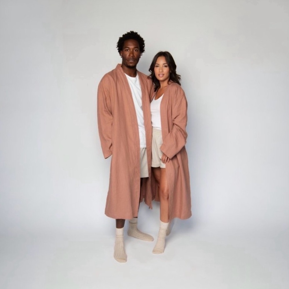 Parachute Linen Robe In Clay Size Small - Picture 6 of 12